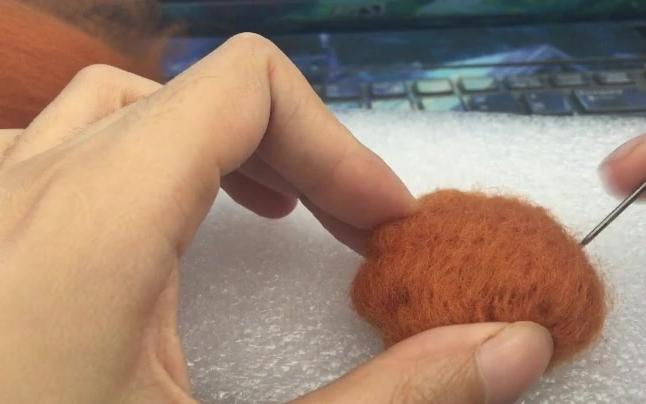 【羊毛毡】熊掌 最随性的制作过程_哔哩哔哩 (゜-゜)つロ 干杯~-bili