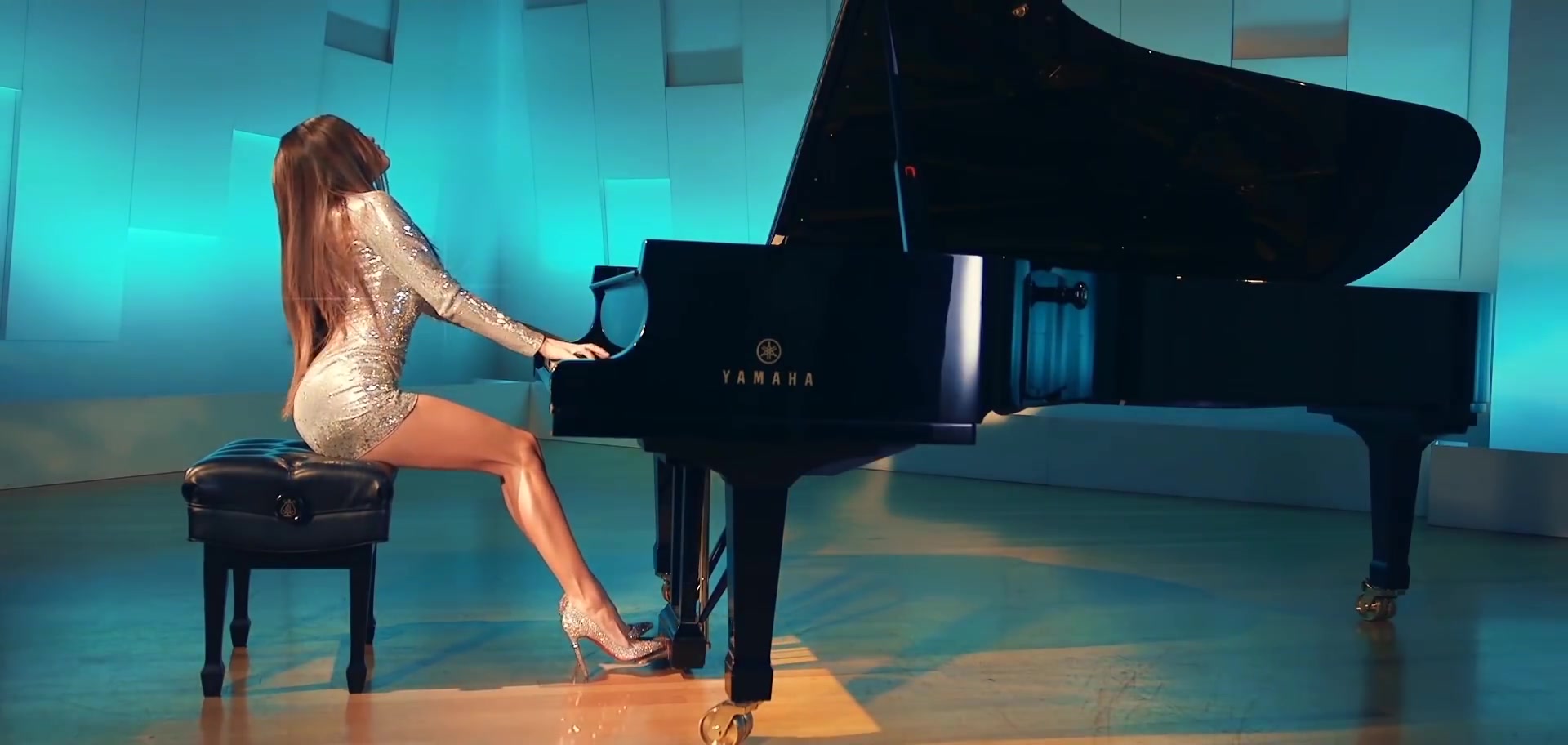 最性感的钢琴美女 lola astanova fantaisie impromptu