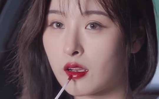 女人是用来哄的不是用来讲道理的一只恩娜