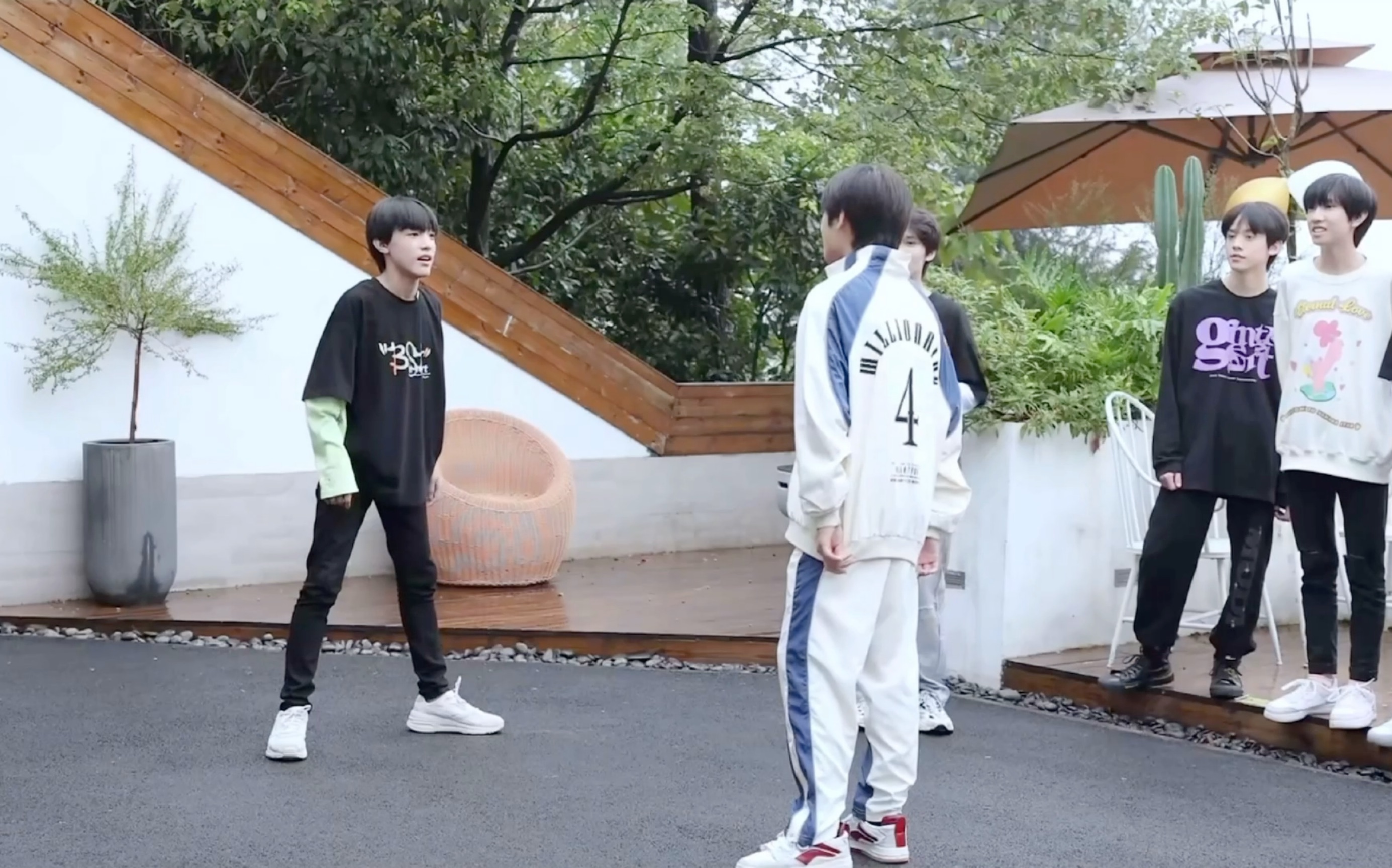 【风调禹顺】两天一夜volg|突然发现小宝和顺顺默契度还似阔以