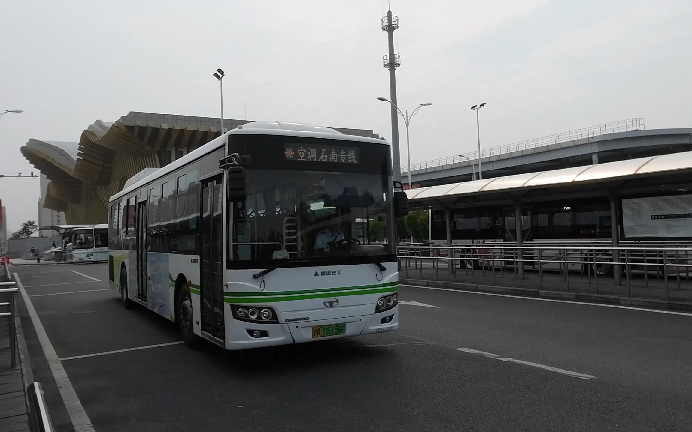 优质混动·畅行金山 石南专线w2j 石化→金山卫运行实录