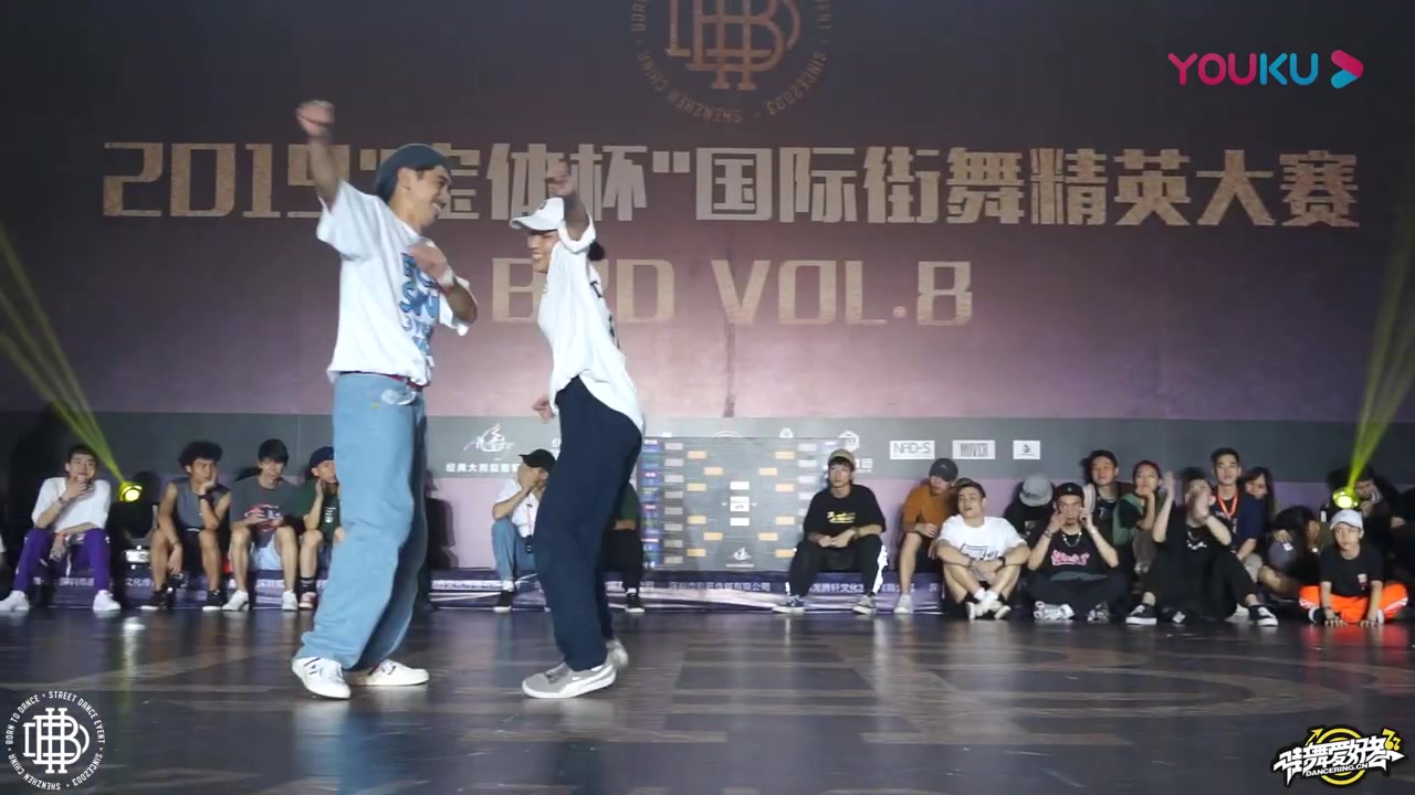 [图]［Born To Dance Vol.8-7 to smoke-Kingstyle-8进4］-小黑(w) vs 席嘉琪