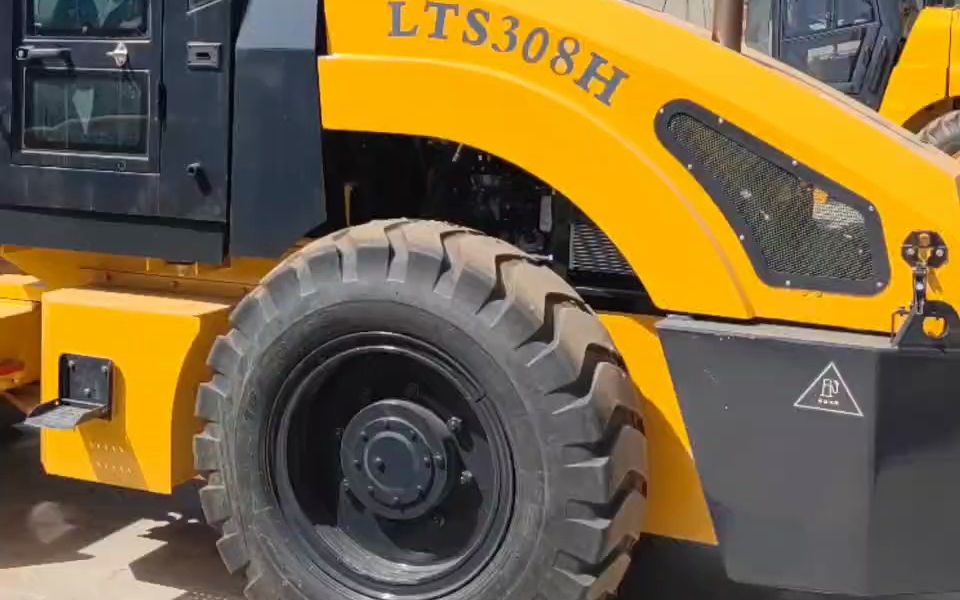 洛阳路通lts308h压路机