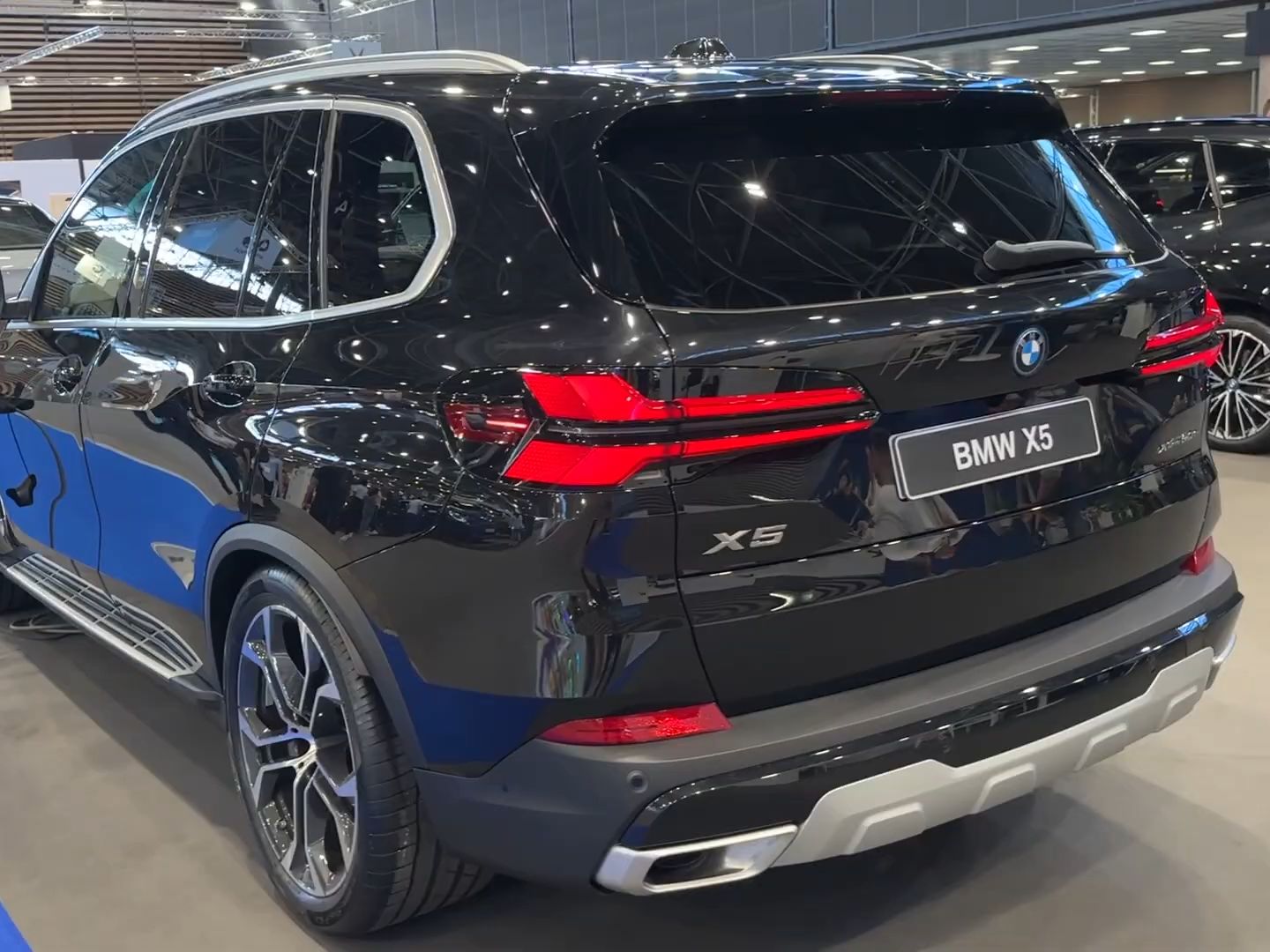 全新2024款宝马x5 - 外观,内部 静态欣赏!