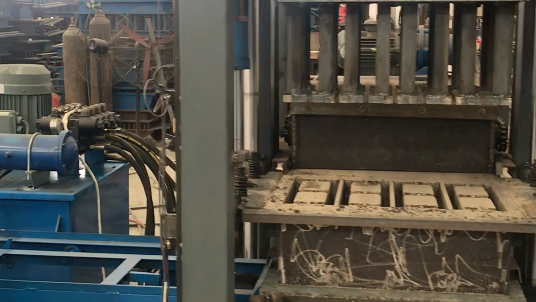 3-15液压空心砖机#水泥免烧空心砖机#全自动液压水泥砖机