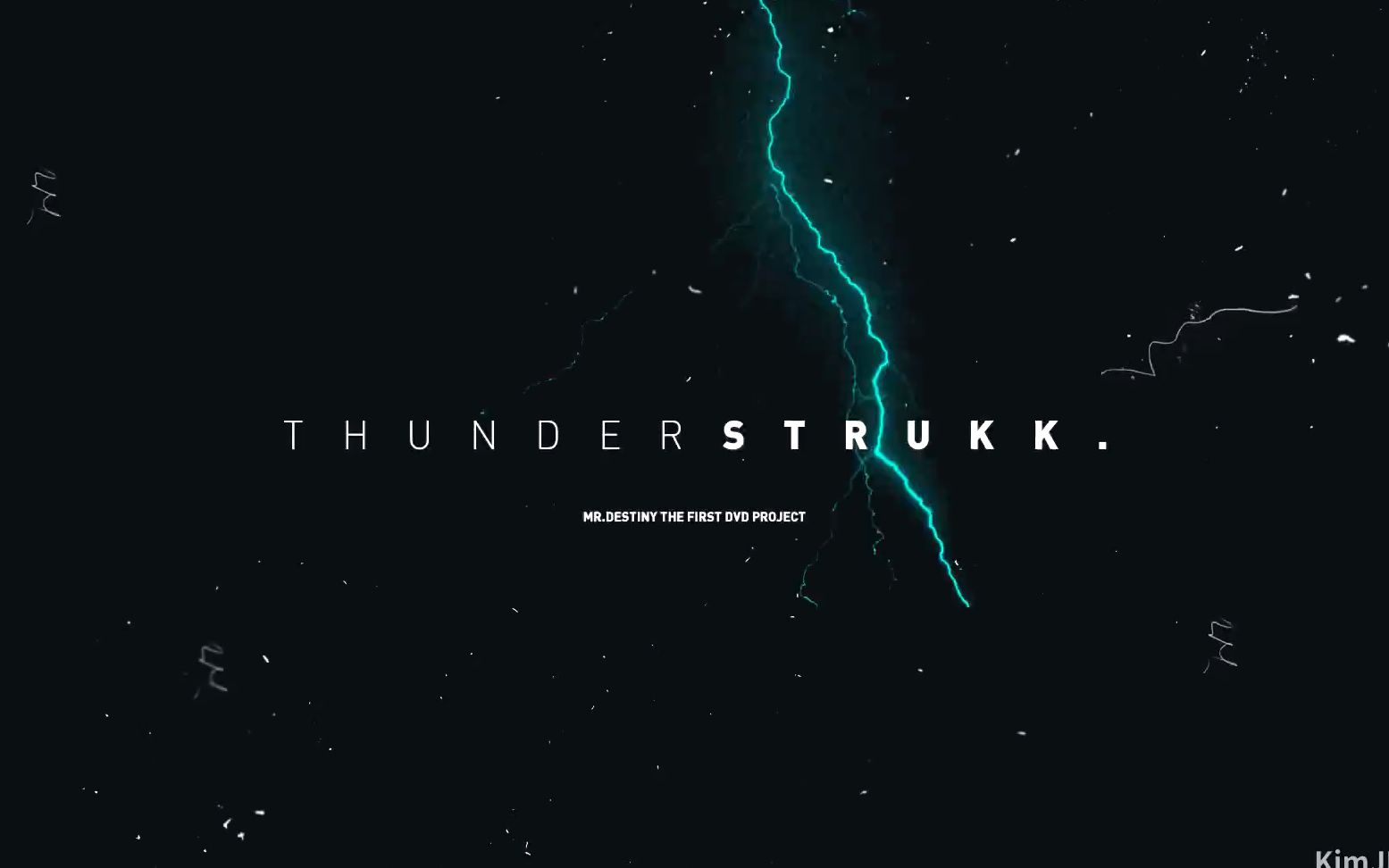 [图]【EXO/KAI】金钟仁个站 Mr.Destiny || ThunderStruckk || The Third Thunder