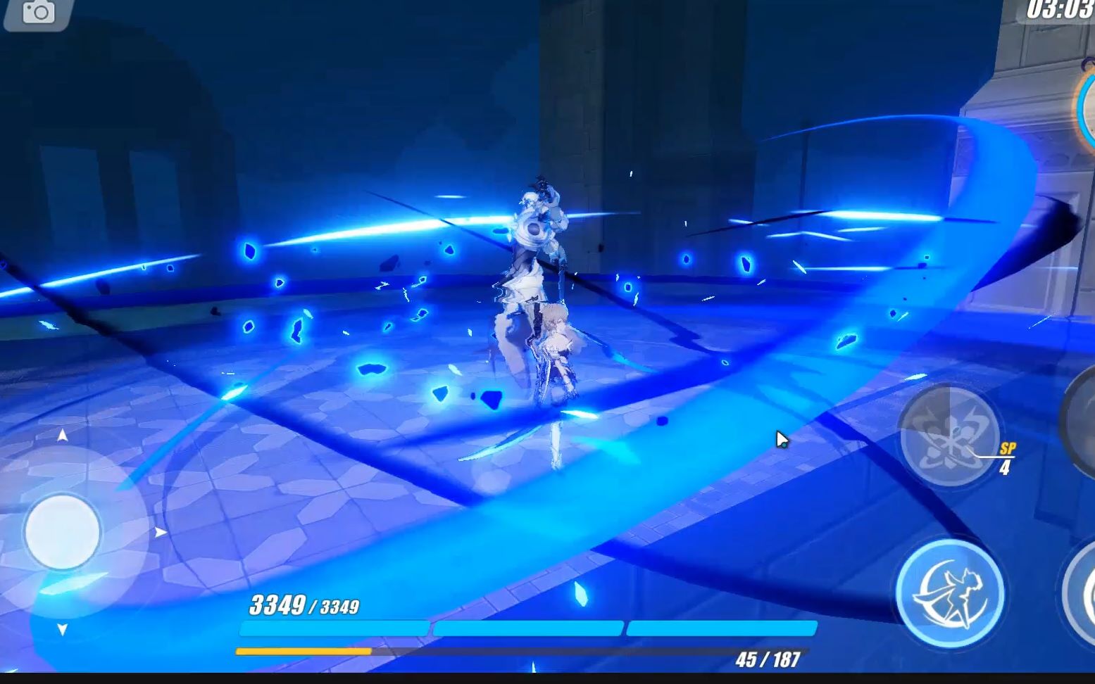 【崩坏3】苍骑士月魂慢动作展示(丽塔,快用你的白银之月想想办法啊)