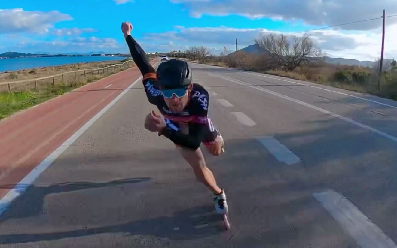 极度舒适的双推演示 - speed skating mallorca coast 60kph!