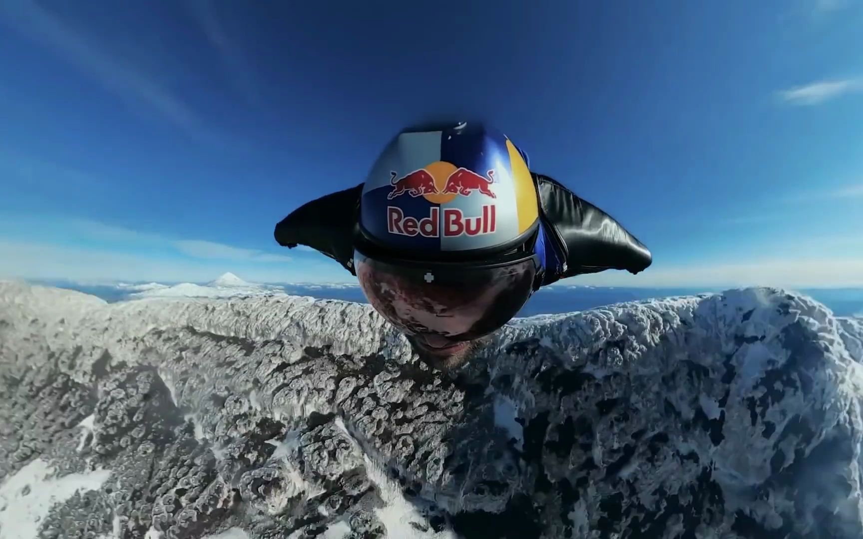 跟随镜头穿越活火山口!