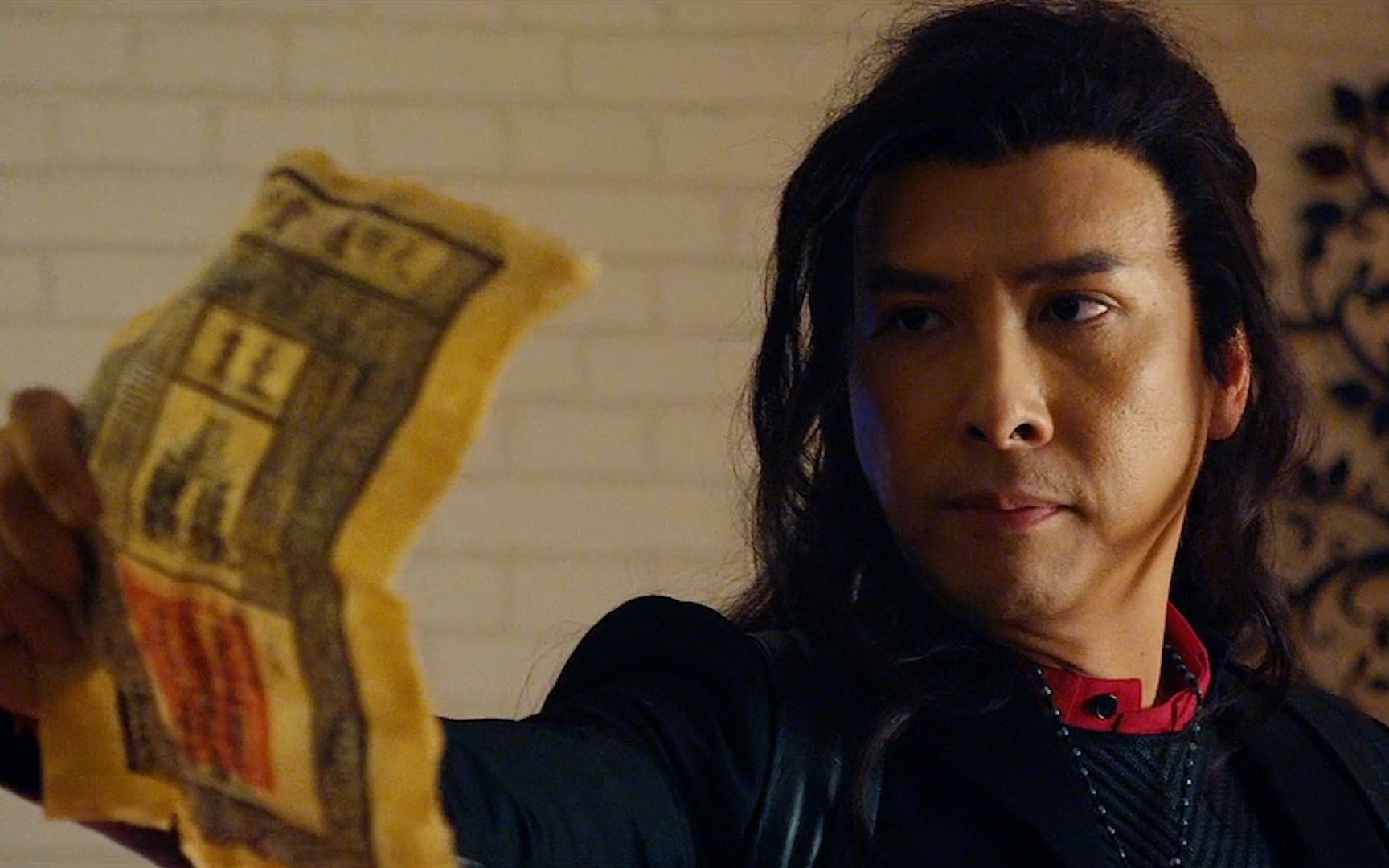 沉睡400年的锦衣卫,醒来后身上物品全是古董《冰封:重生之门》