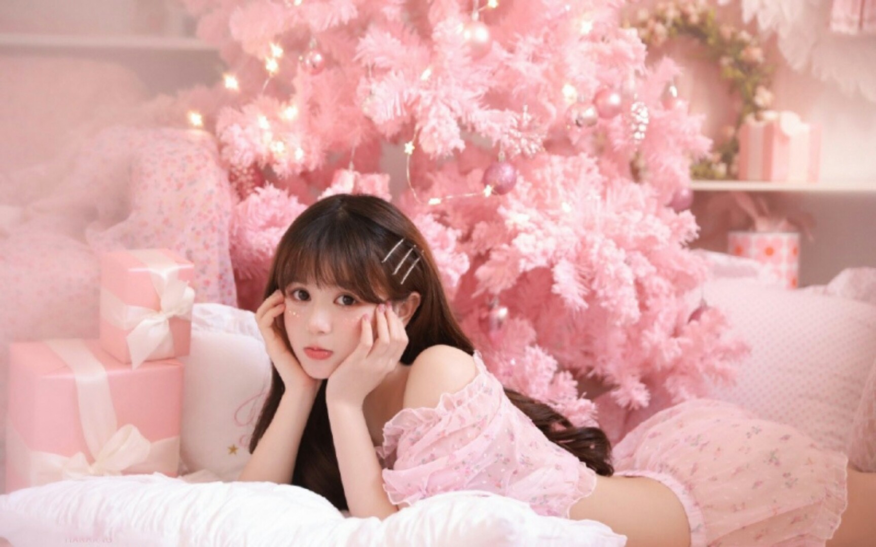 粉嫩少女私房写真( 6106666107 )!