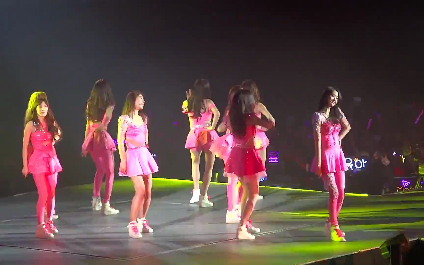 [图]140215 Girls & Peace Worid Tour in Macau ＠ Dancing Queen (2)