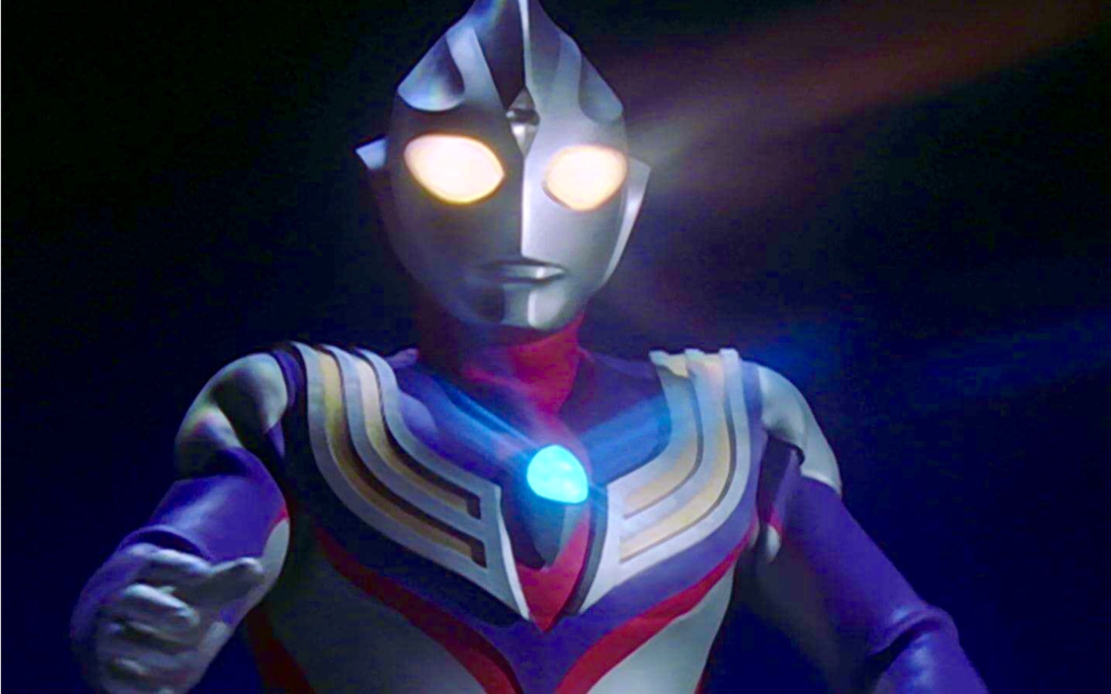 盘点史上最弱迪迦连摆个动作都要紧张半天