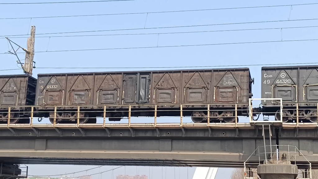 2月11日开学前孝妇河湿地公园拍车.