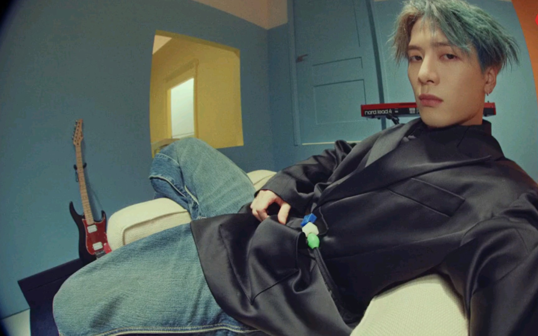 王嘉尔 01.19.2023.路易威登走秀宣传pv