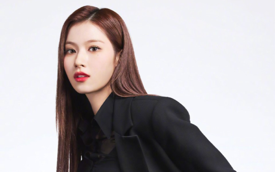 twice sana x ysl beauty最新视频 画报公开!