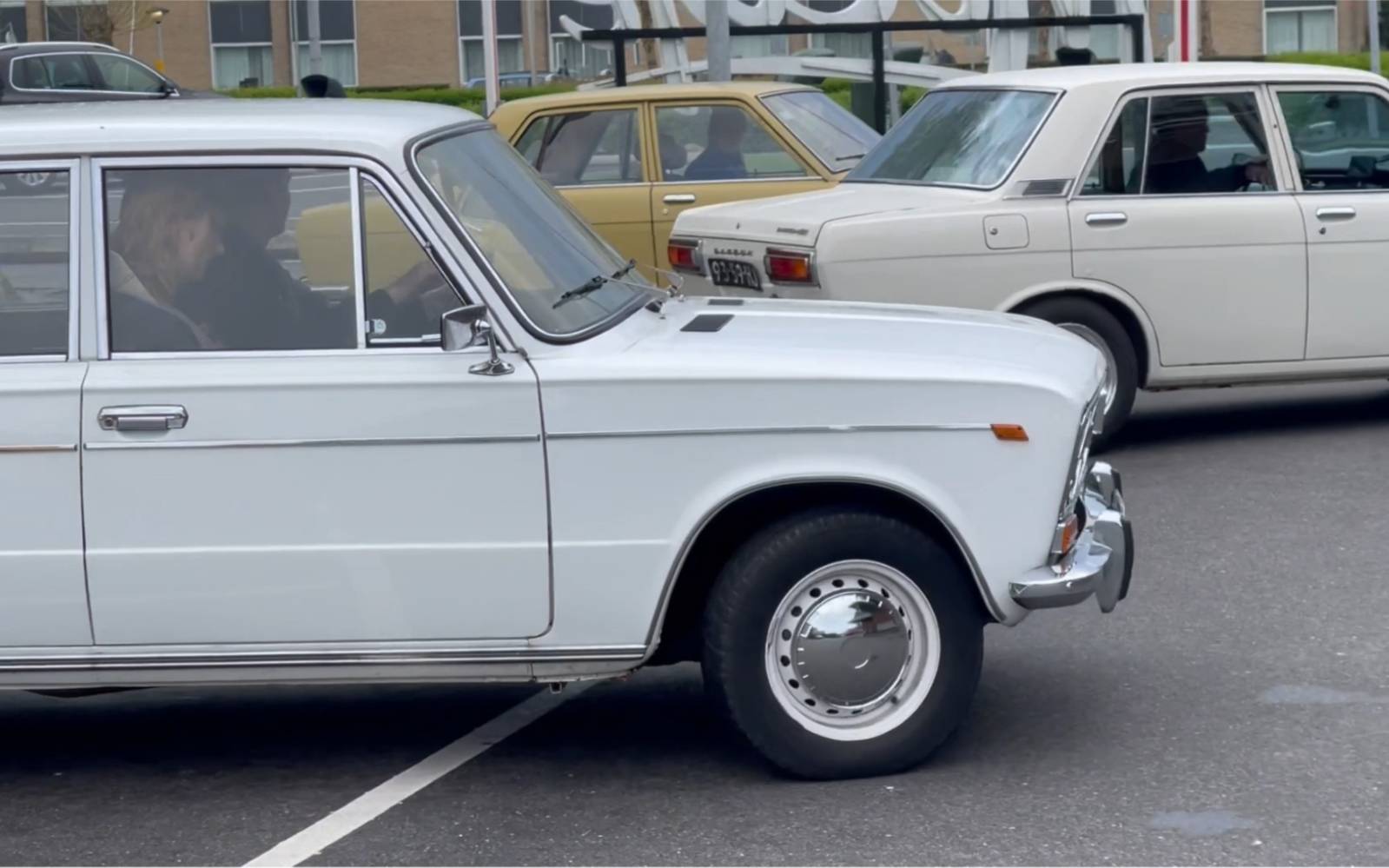 达特桑510/拉达1200 "追走"