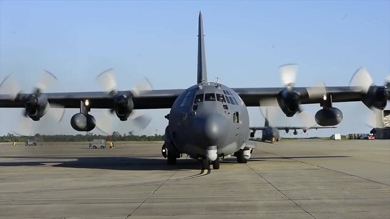 [知路baba]美军ac-130空中炮艇攻击机从内到外看个遍(油转)