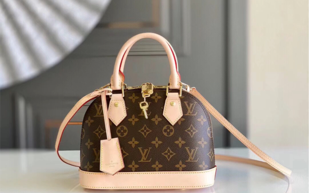 说一下高仿lv路易威登m53152 alma 贝壳包小号 尺寸25*19*12cm