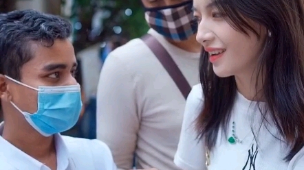 缅甸翡翠砍价第五十七集,看看小姐姐宠溺的眼神!_哔哩哔哩_bilibili