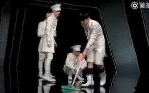 Tải video: 【SHINee】Everybody幕后花絮