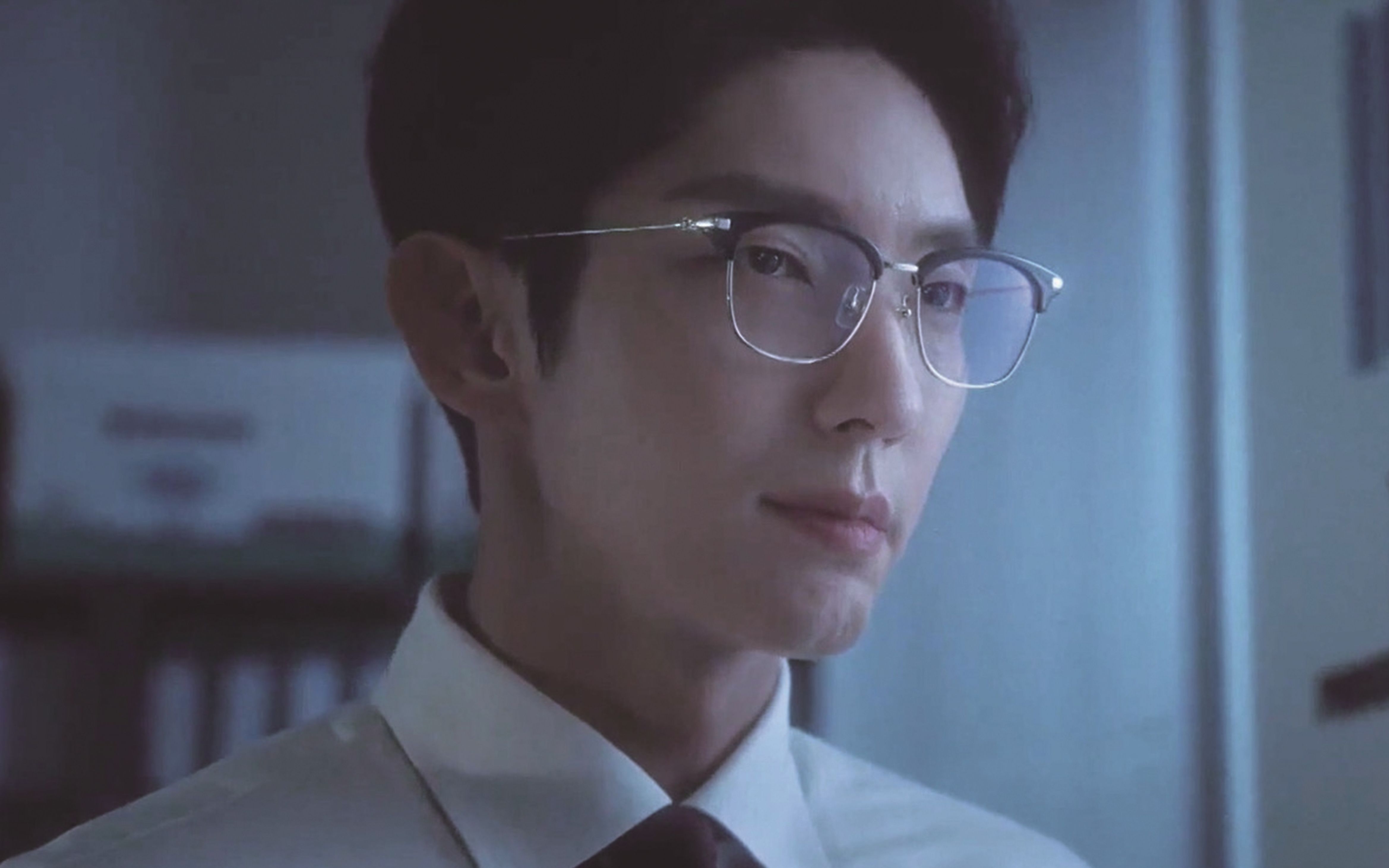 活动  【李准基】"能抓到犯人的话,是疯子又怎么样"-竖版