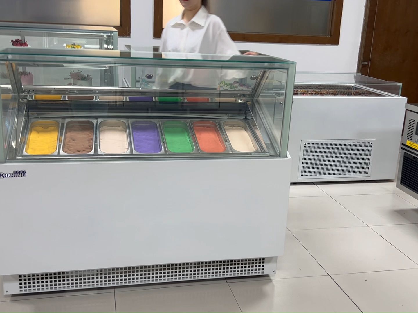 冰淇淋柜,冰淇淋展示柜,冷藏柜,冰淇淋储藏柜,玻璃展示冷藏柜