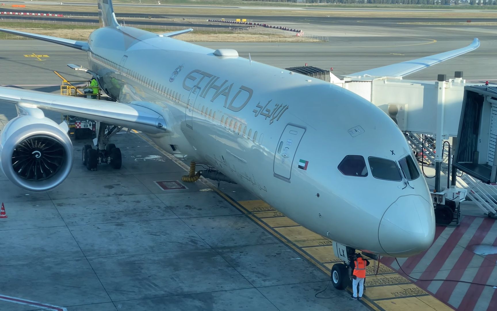 【one world flyer】阿提哈德航空b787-9经济舱 | ey86 罗马-阿布扎比