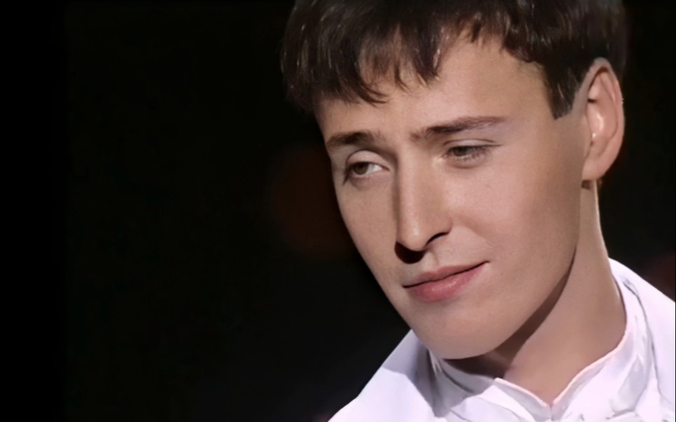 vitas混剪多年以后我仍会记得你给我的感动多年以后跨时空混剪