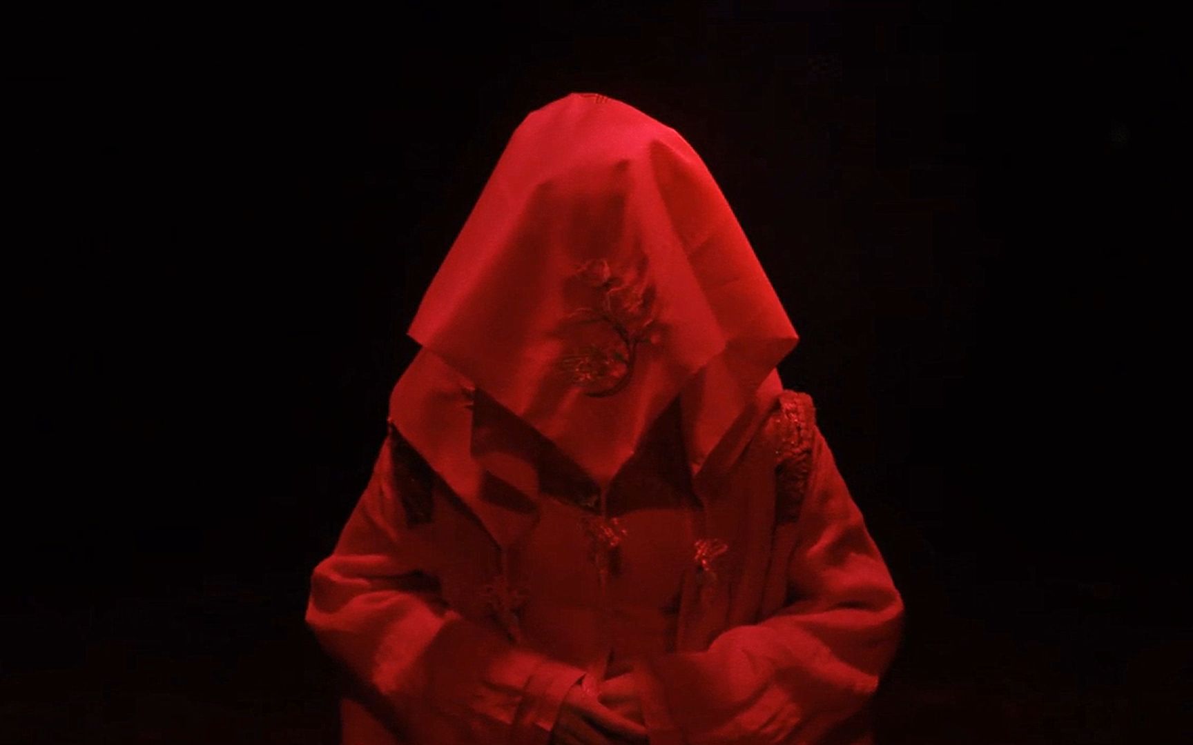 夜半三更,零点五分,鬼王娶亲,生人回避