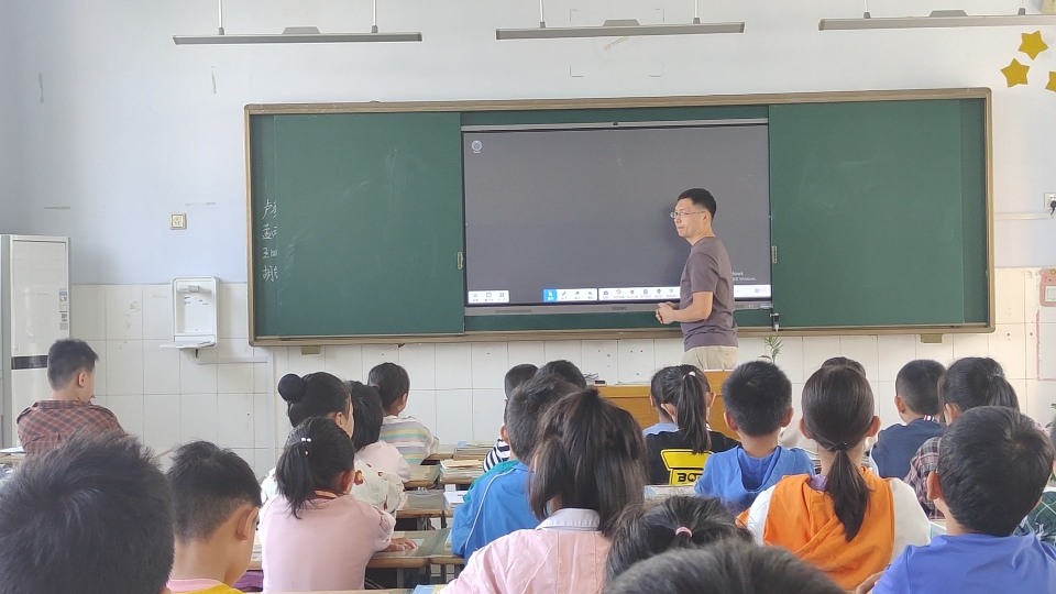 [图]两三位数除以一位数的特殊情况～不够除