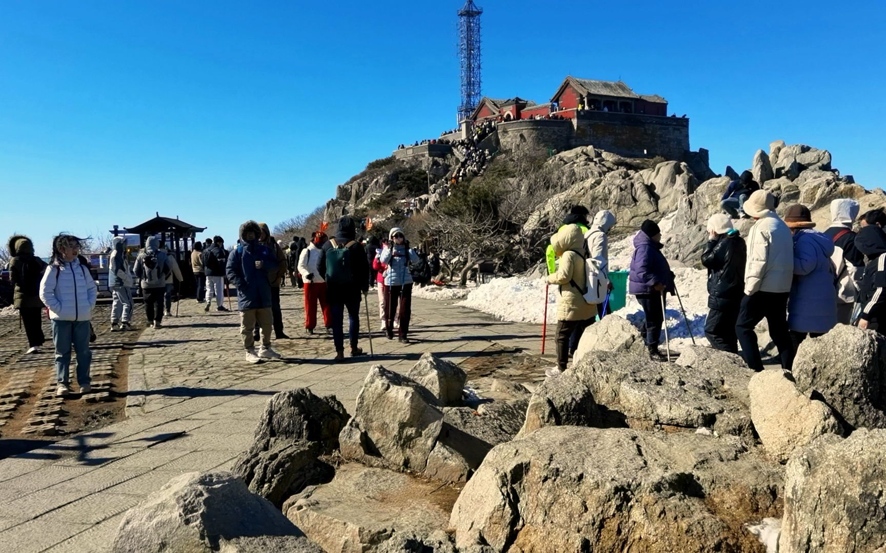 世界遗产泰山:岱顶第二部分 碧霞寺 瞻鲁台 玉皇顶 日观峰