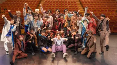 【新品未開封】FAKE MOTION 2021 SS LIVE SHOW FAKE MOTION-哔哩哔哩_Bilibili
