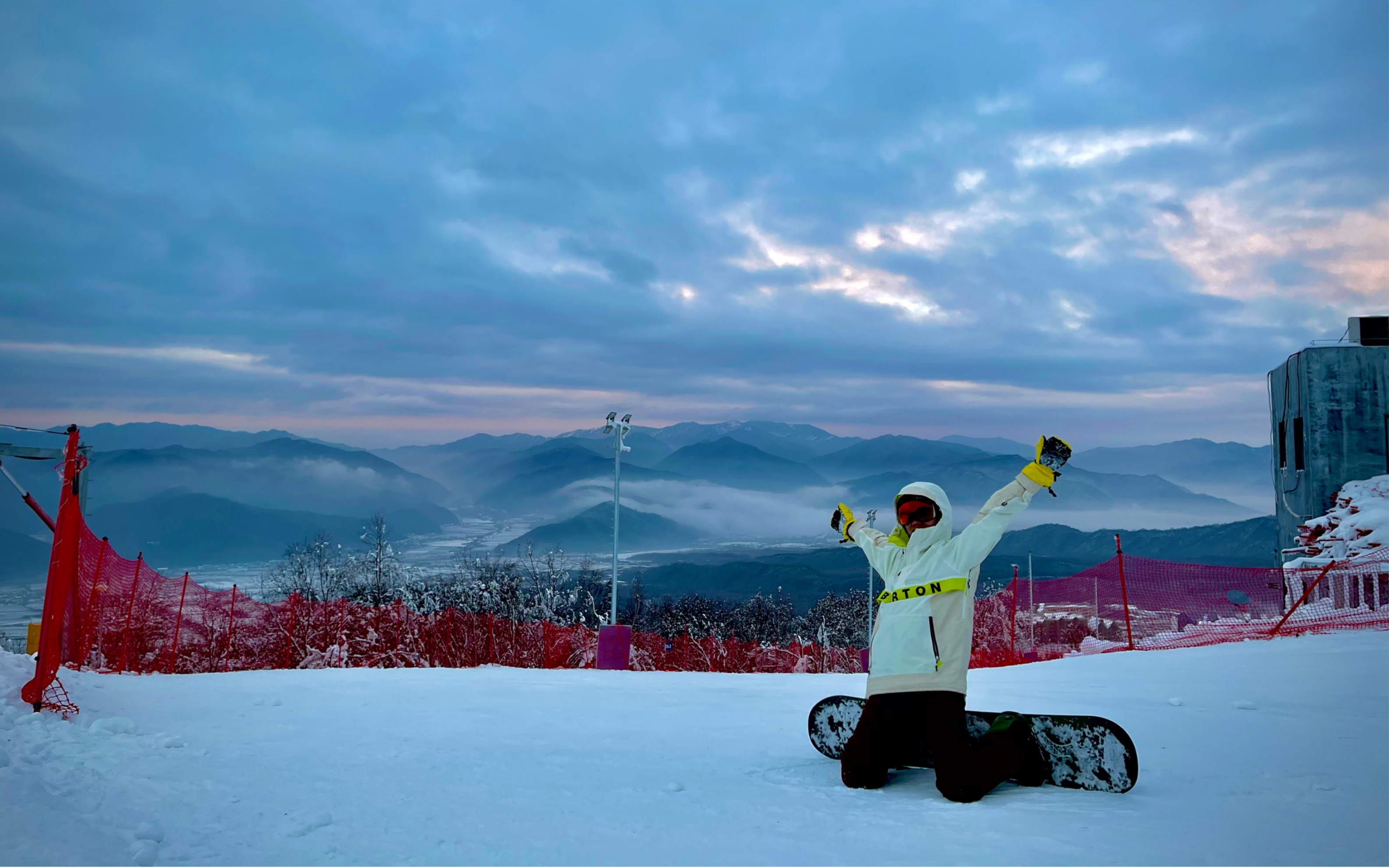 鳌山滑雪场中级道c16日常一段