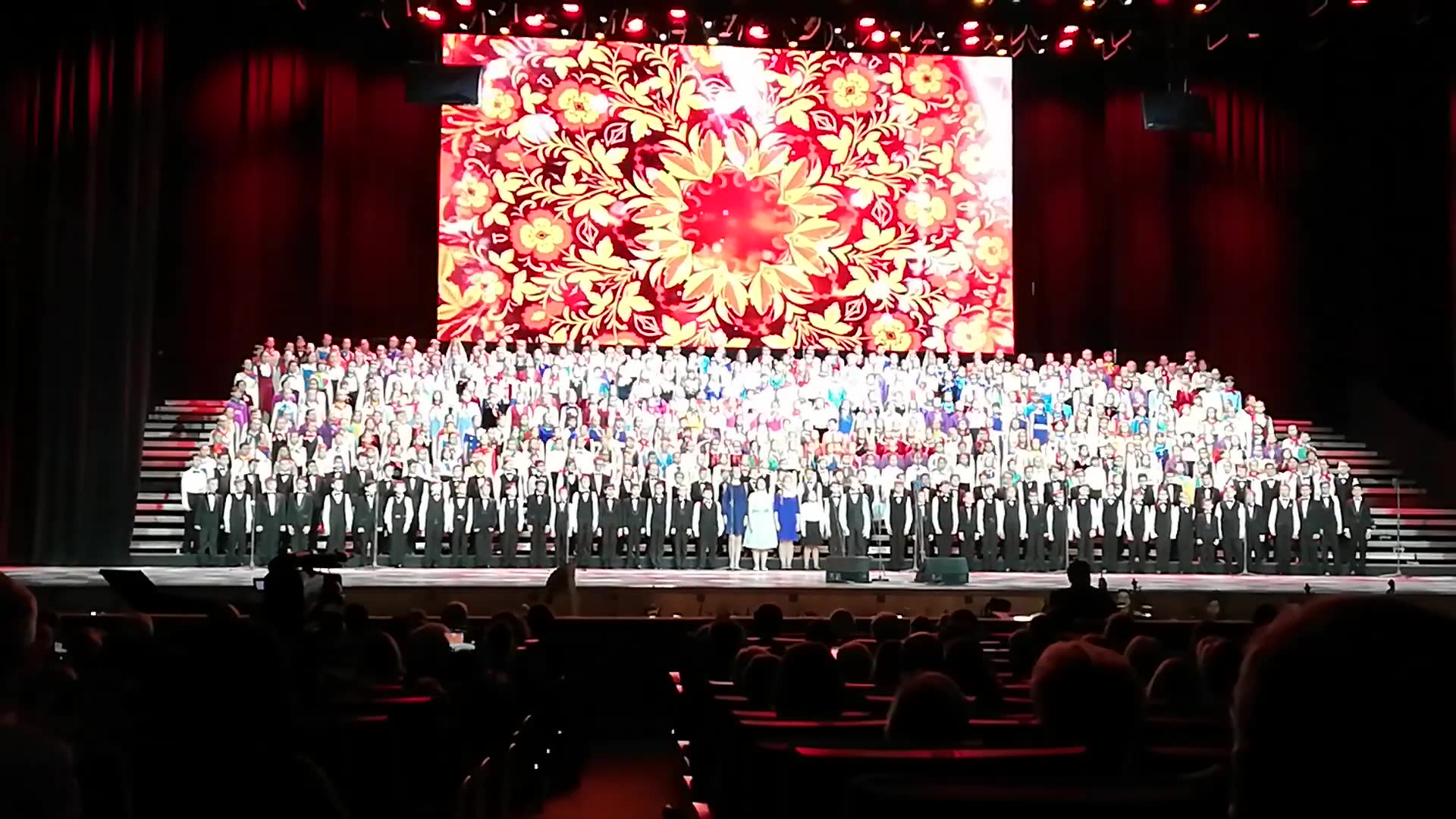 雪球花俄罗斯儿童联合大合唱团2018