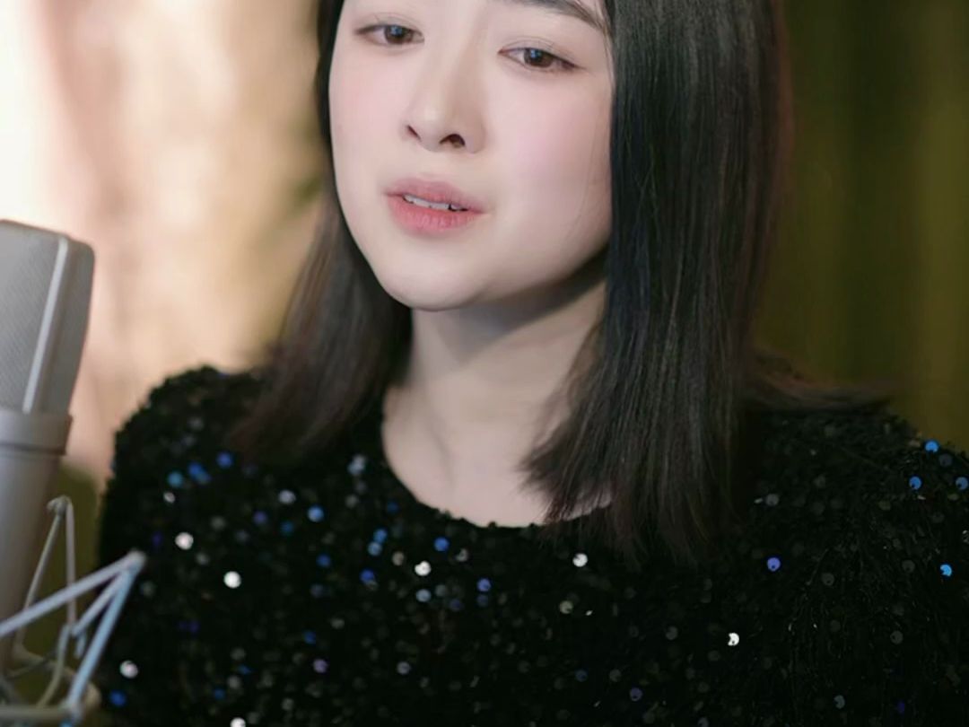 唱歌不错梁文静[20231214193020]