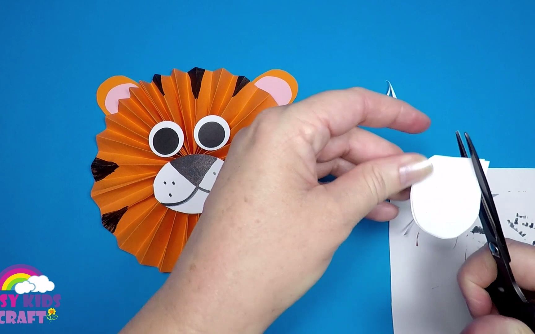 虎年手工: 可爱的纸老虎 how to make a paper tiger by easy kids