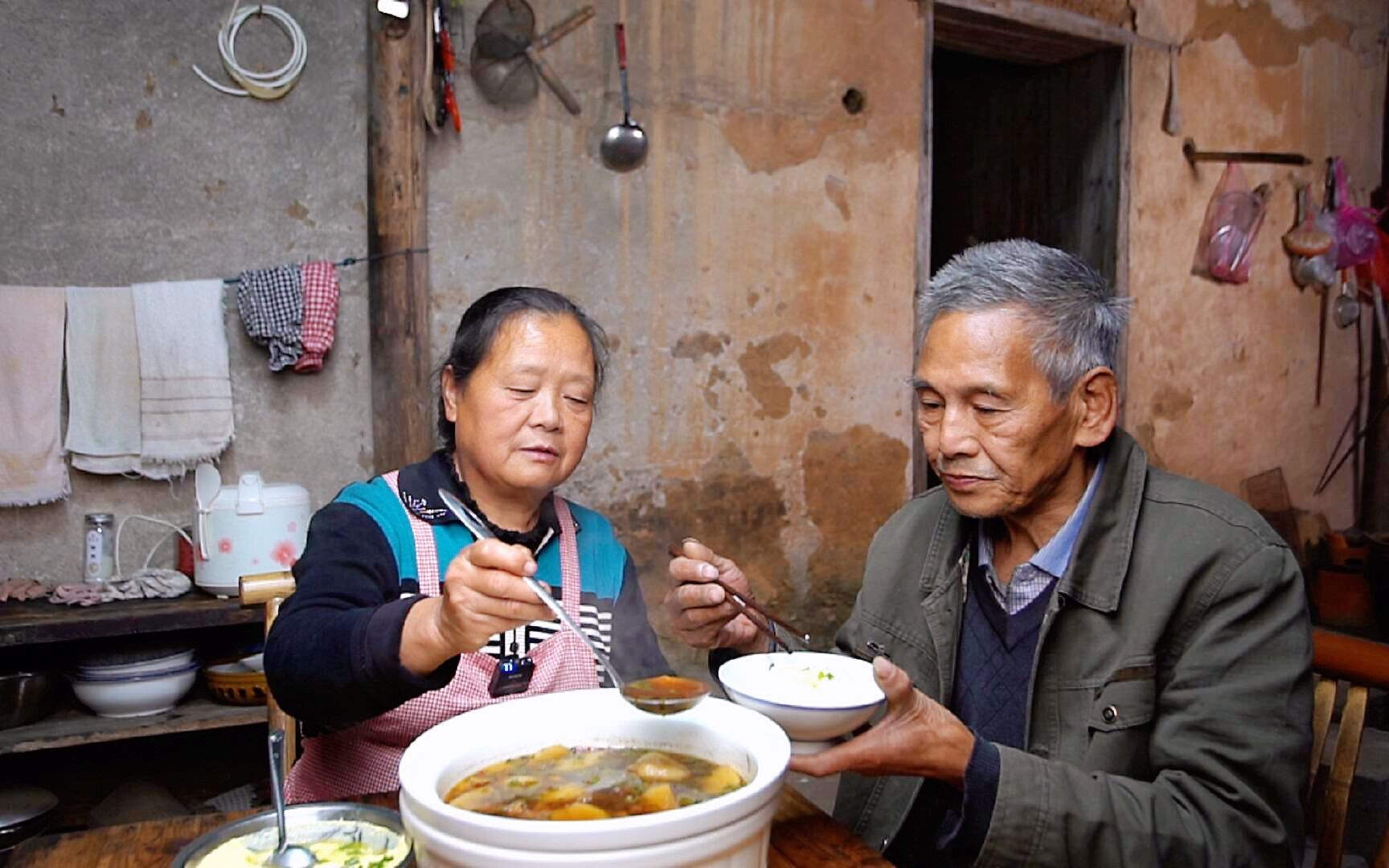 农村两口子图片