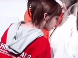 Video herunterladen: 【2yeon】吸狗