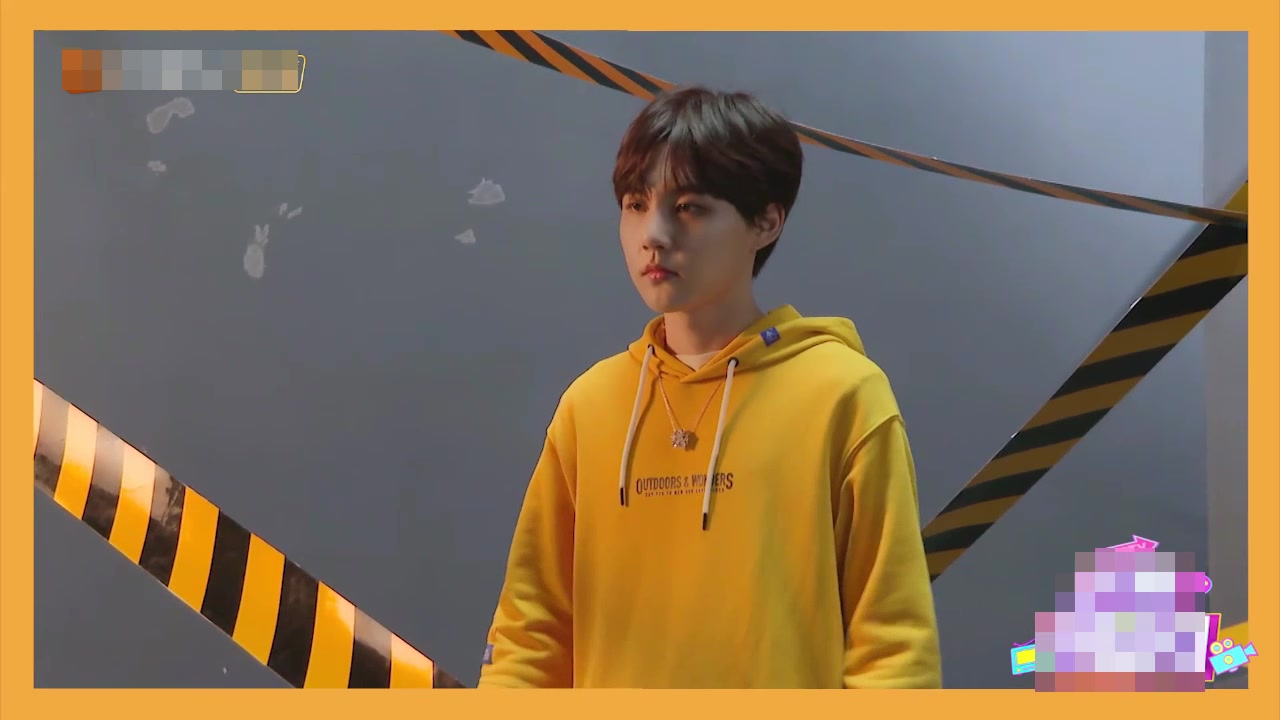 《少年可期》宣传片花絮:李权哲对镜卖萌直喊冷 现场展现唱跳技能