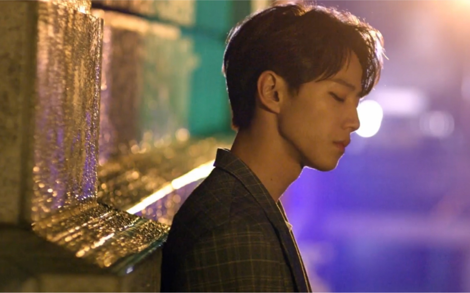 李浚荣cutukissfly听说停机坪和少年感绝配哦