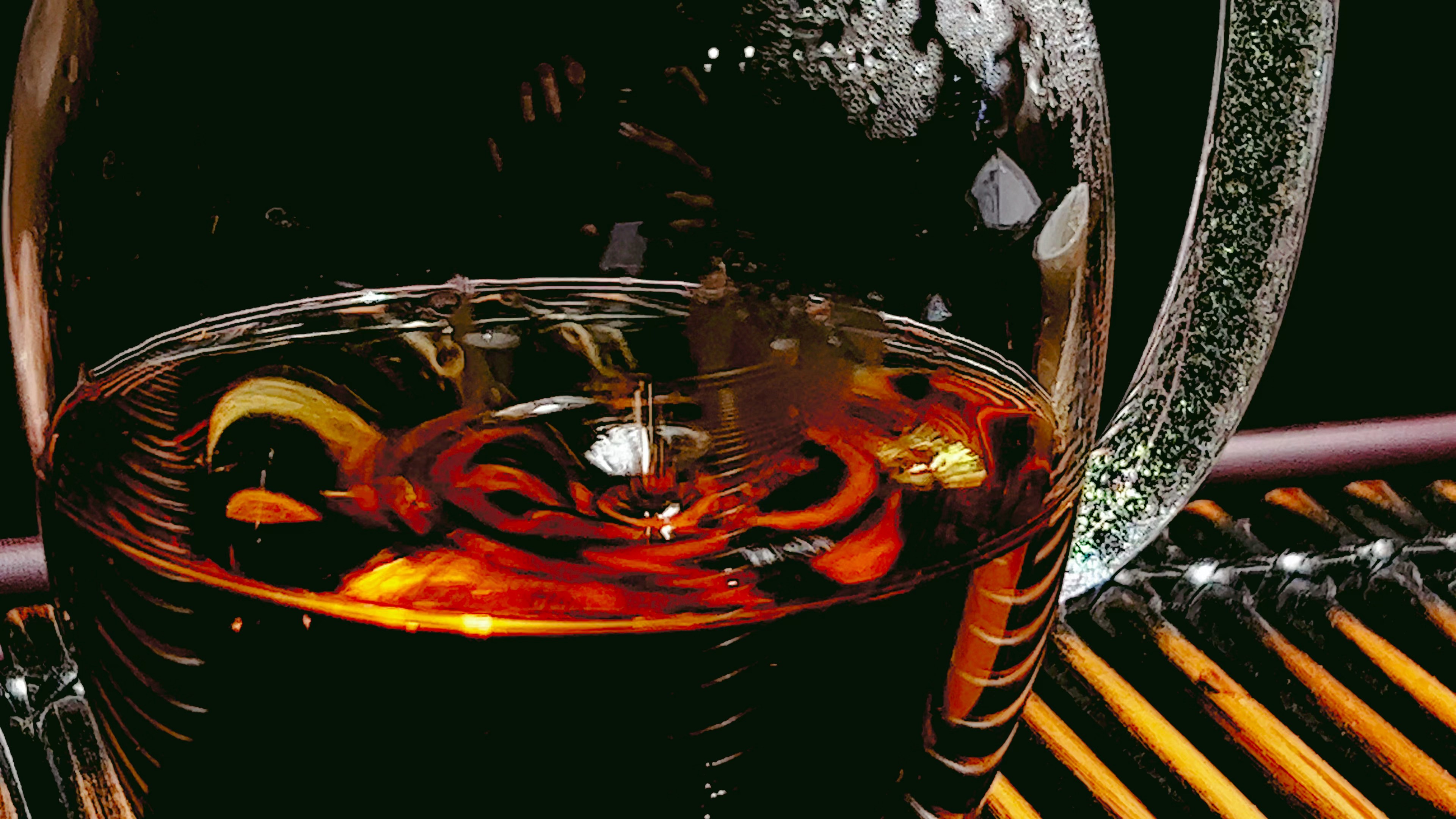 今天拍一款新产品,"金玫瑰",属于高香型红茶,采用这个暗调拍摄,意境