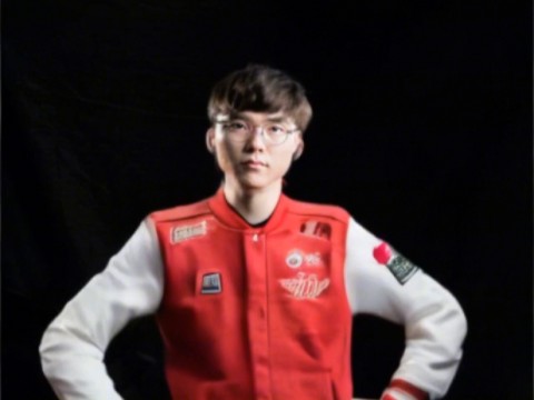 faker想起lpl后的表情英雄联盟