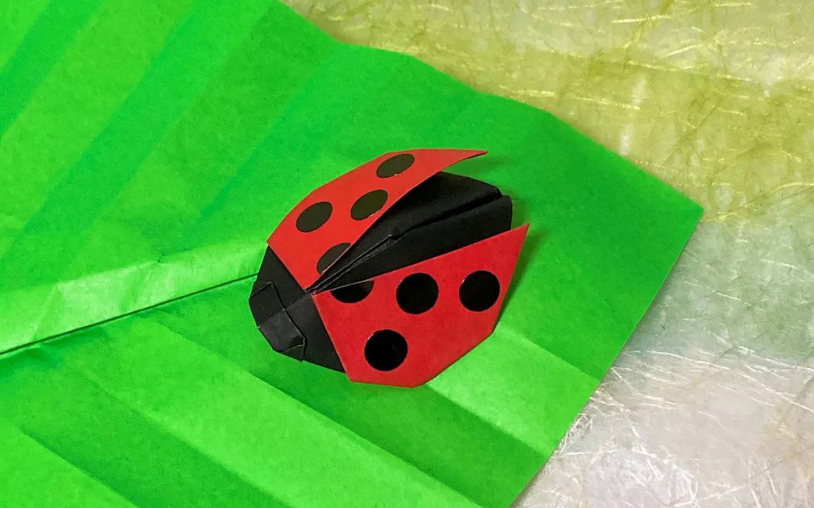 【origami kaaakun】瓢虫折纸教程ladybug how to fold 【折り紙】テ