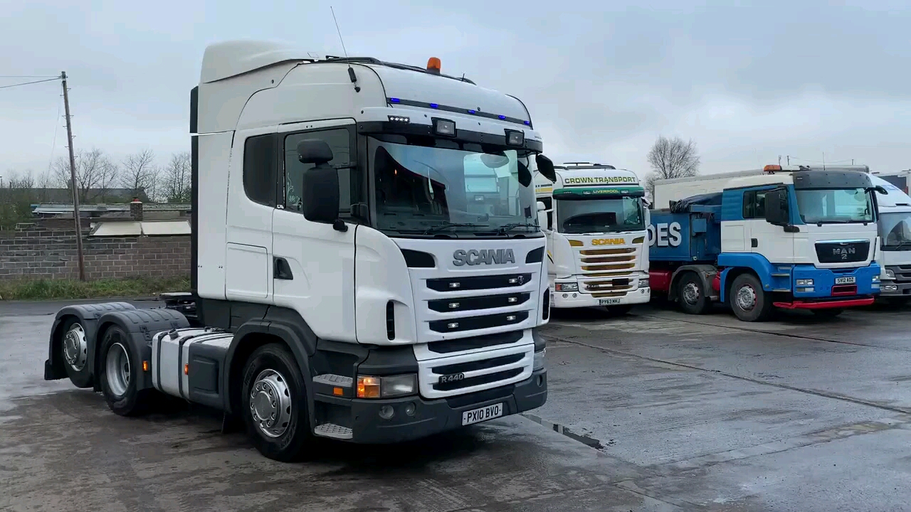 英国版斯堪尼亚r440 6×2/4牵引车及其声浪