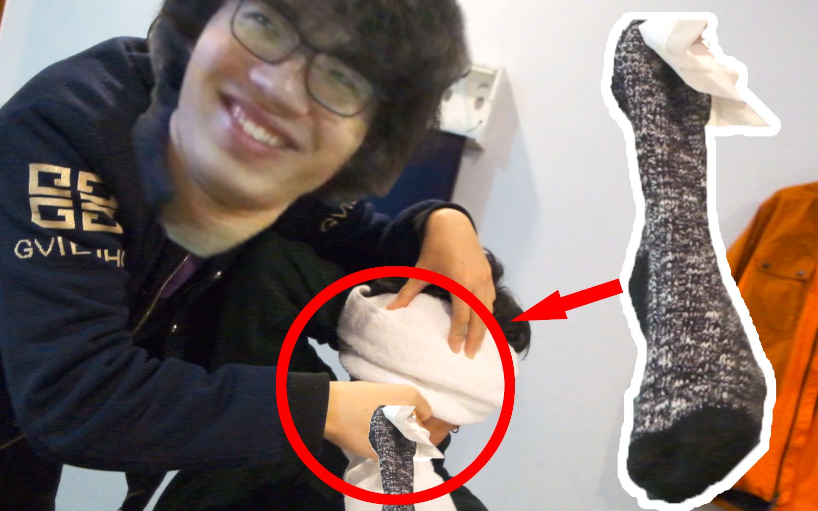 沙雕网友用生命告诉你如何让别人闻你的臭袜子