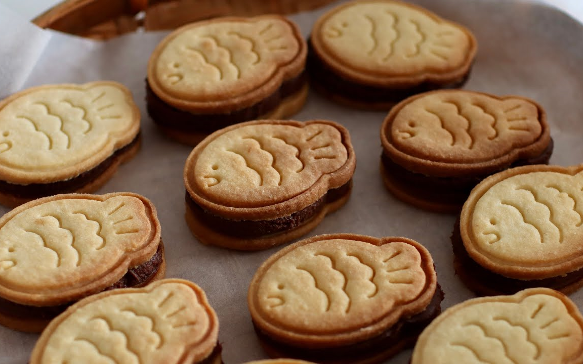 [图]【Sunday】红豆甘纳许夹心小鱼饼干~｜Bungeoppang Cookie with Red bean ganache