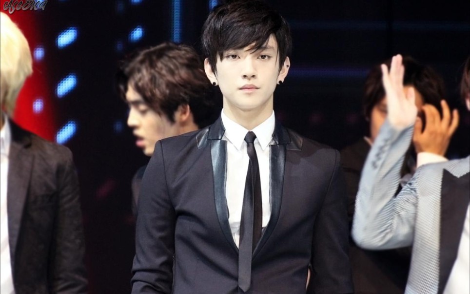 【洪知秀】考古向 出道前舞台合集(慢更)_哔哩哔哩 (゜-゜)つロ 干杯