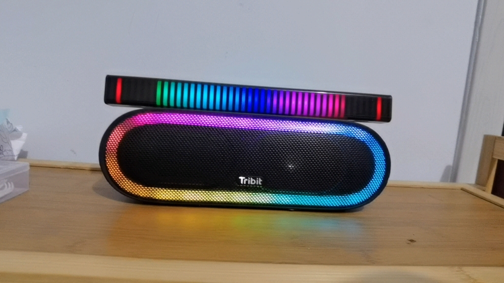 霜降歌曲 tribit趣倍 彩灯 音质测试 炫彩蓝牙音箱