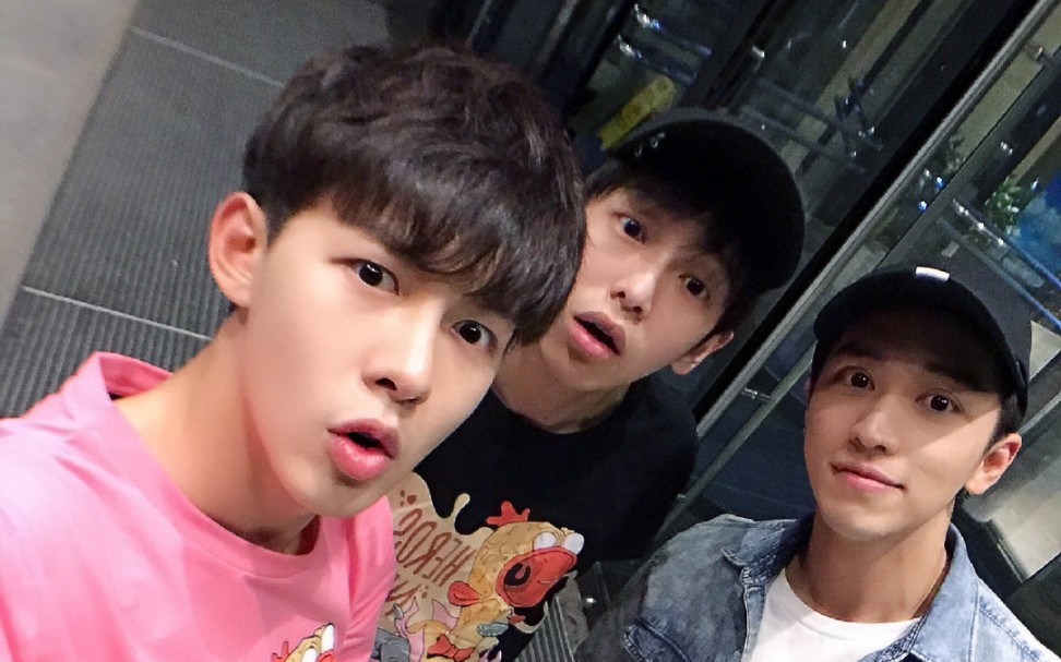 许魏洲彭昱畅朱元冰魔都三少之网瘾少年的小学鸡互怼battle